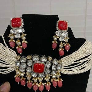 Choker Set